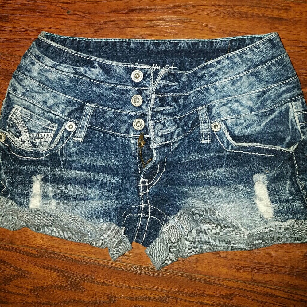Amethyst shorts